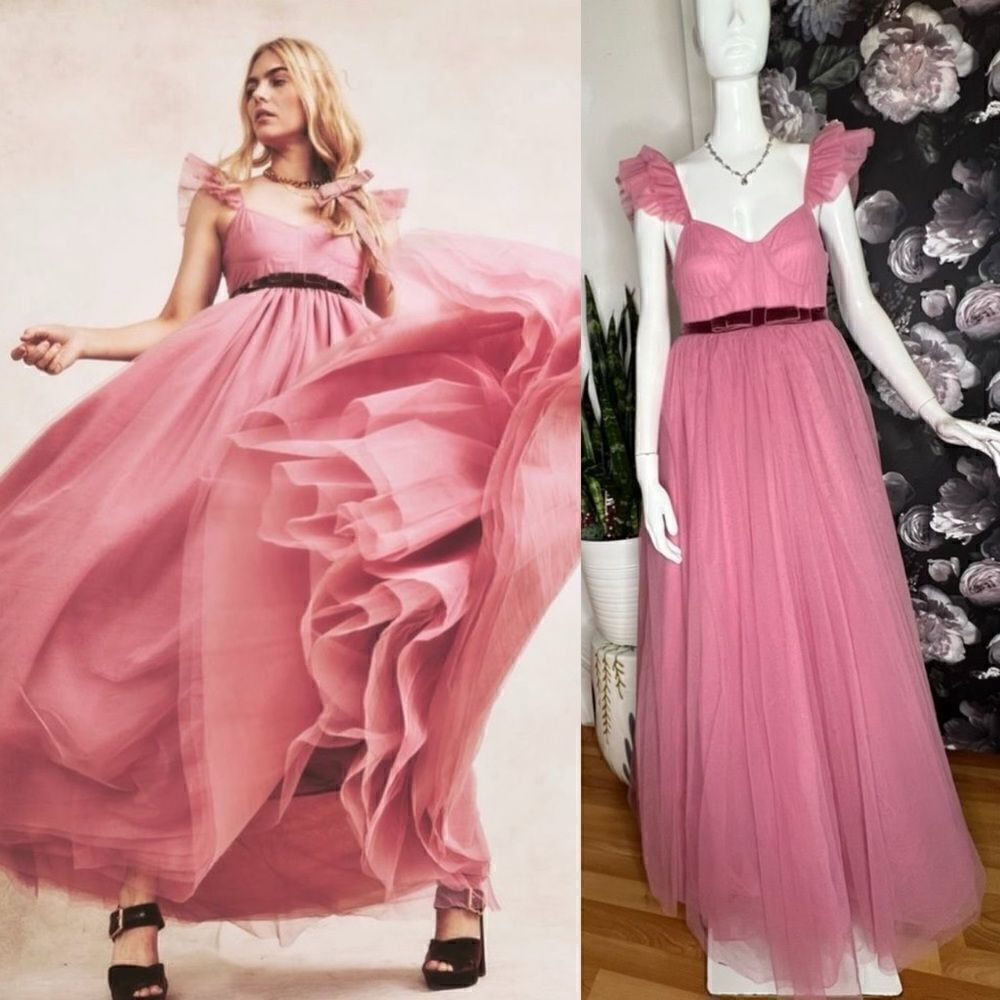 LOVESHACKFANCY Macron Gown

$1,095 